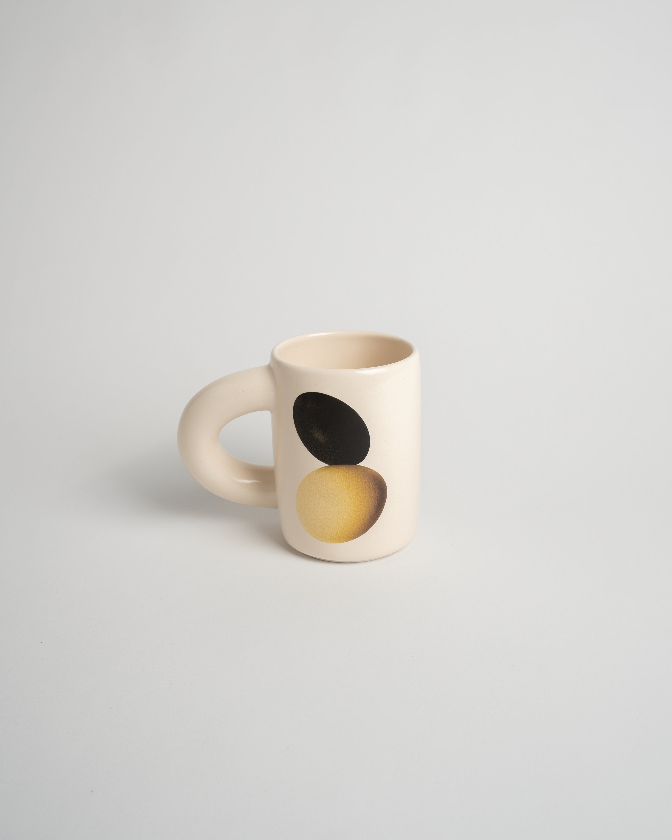 Macaroni Mug - Apple & Eggs